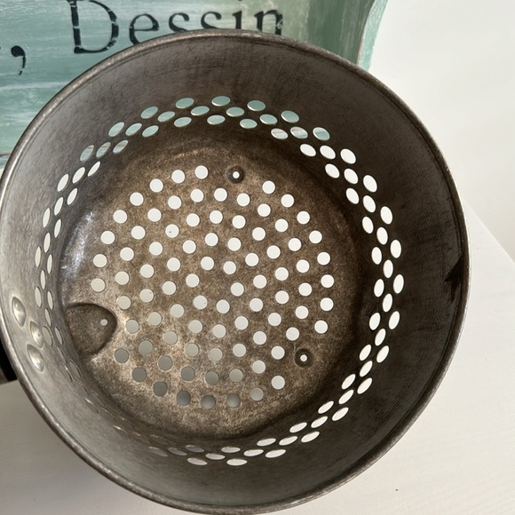 Vintage Aluminum Fryer Basket Colander - Picture 9 of 9